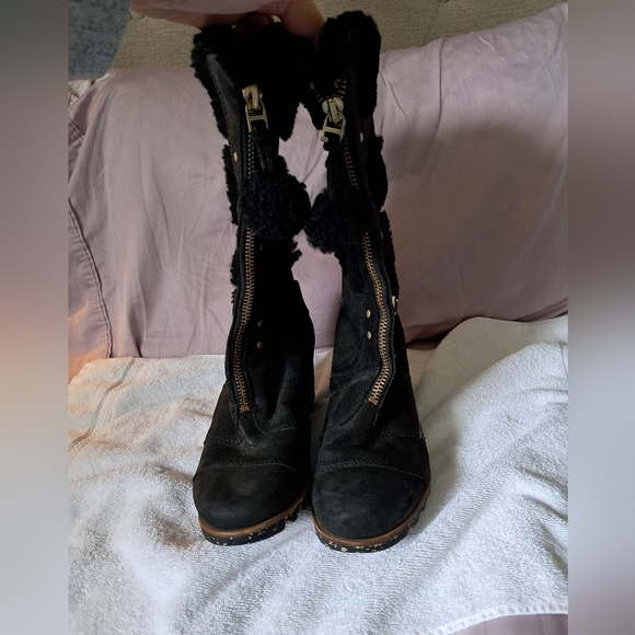 Sorel Helen Holiday Wedge Zip Front Black Leather Sheepskin Tall Boot Womens Sz6 - Picture 5 of 8